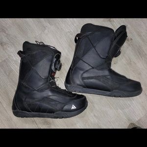 Mens snowboard boots